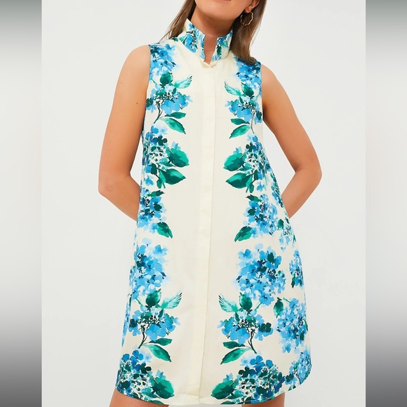 Water's Edge Hydrangea Sleeveless Charlie Dress - Picture 3 of 11
